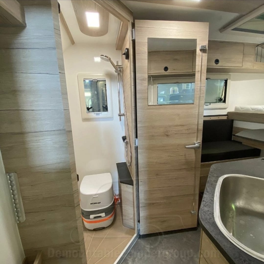 Adventure Box Truck 4x4 Médium