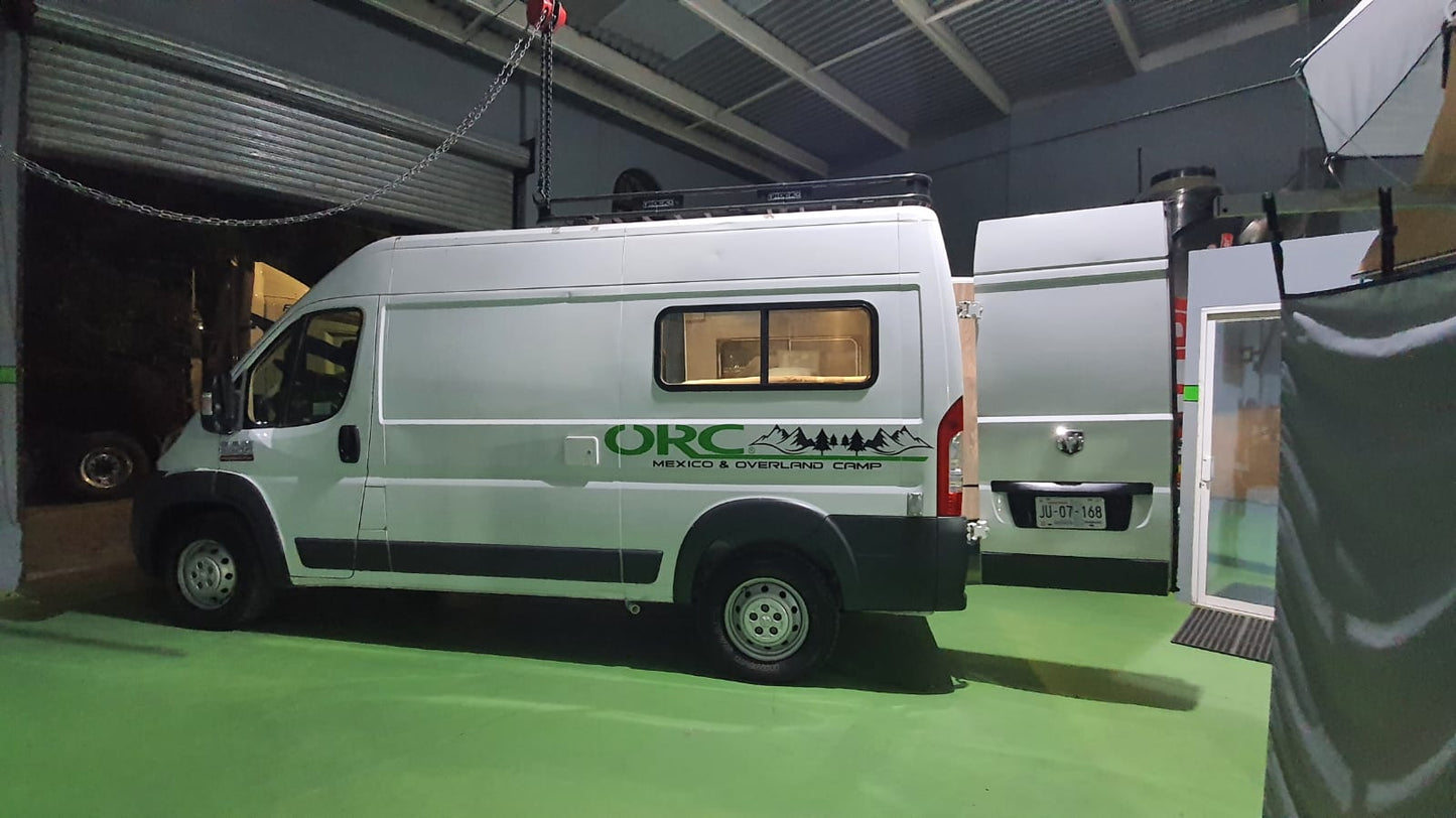 Overland Van Camperización